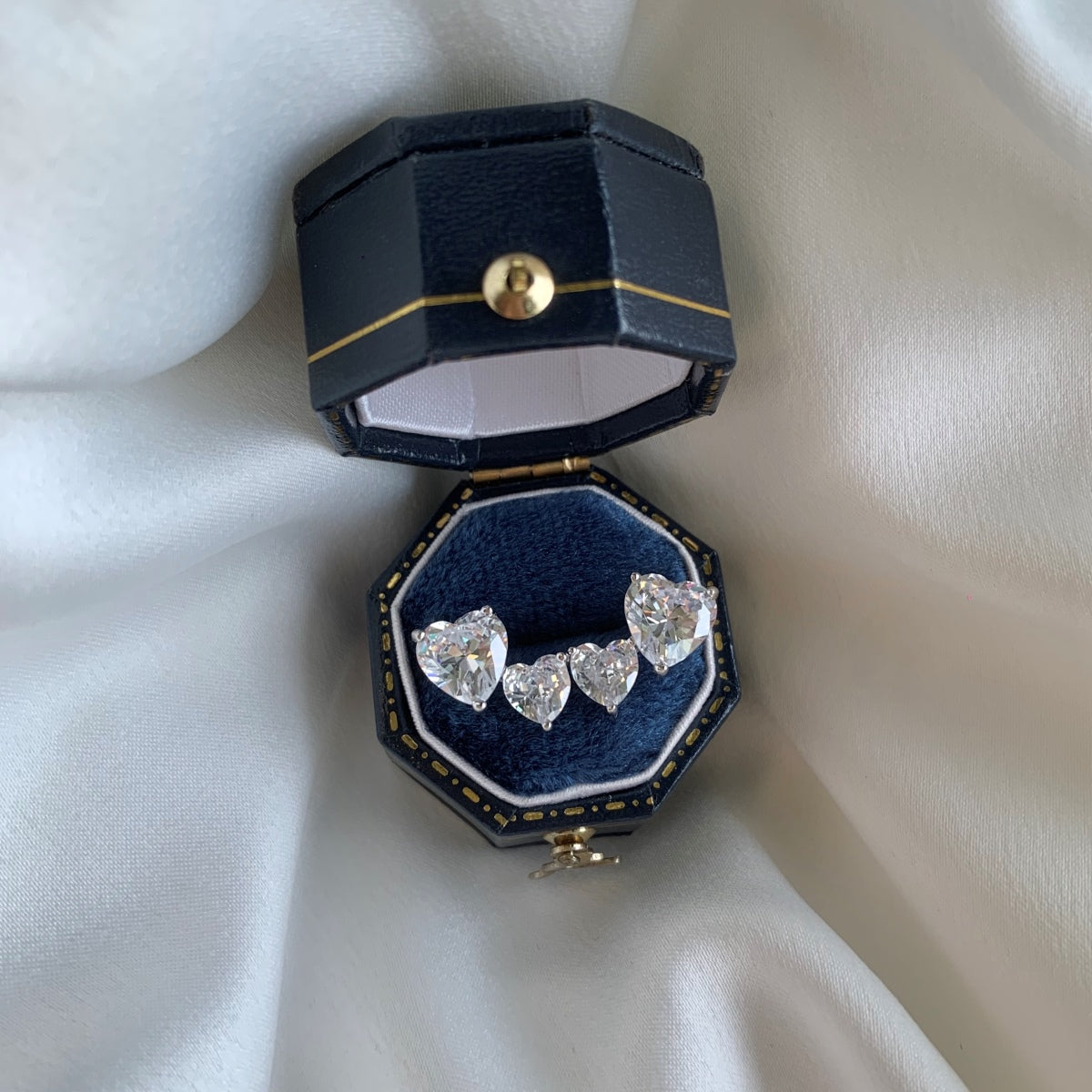 [AuraEcho]Double Heart-Shape Classic Princess Style Earrings