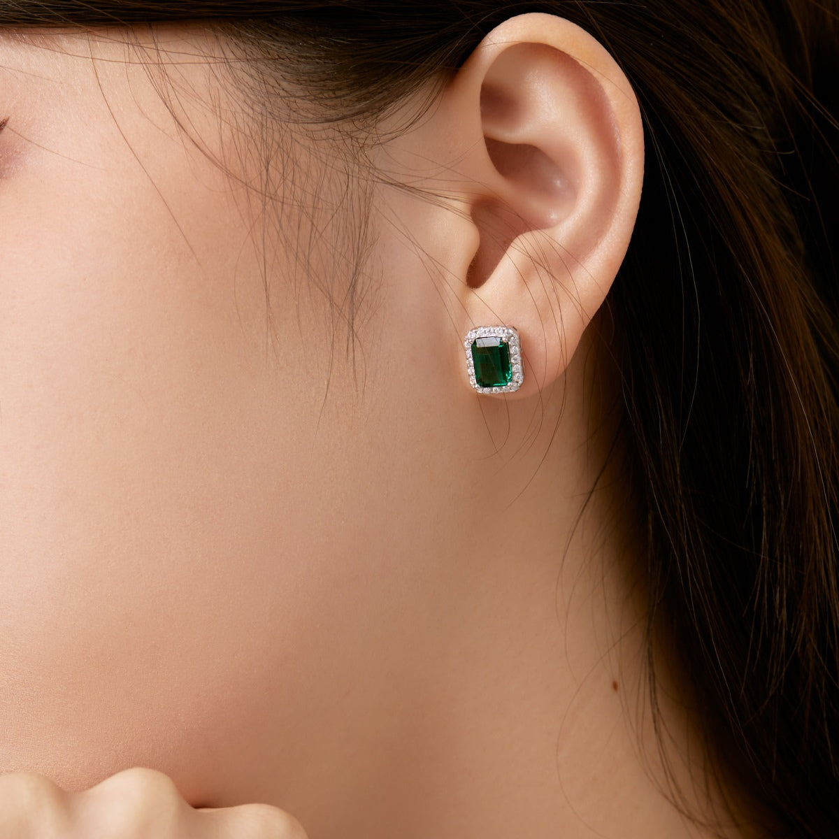 [AuraEcho]Luxurious Dainty Emerald Cut Banquet Earrings