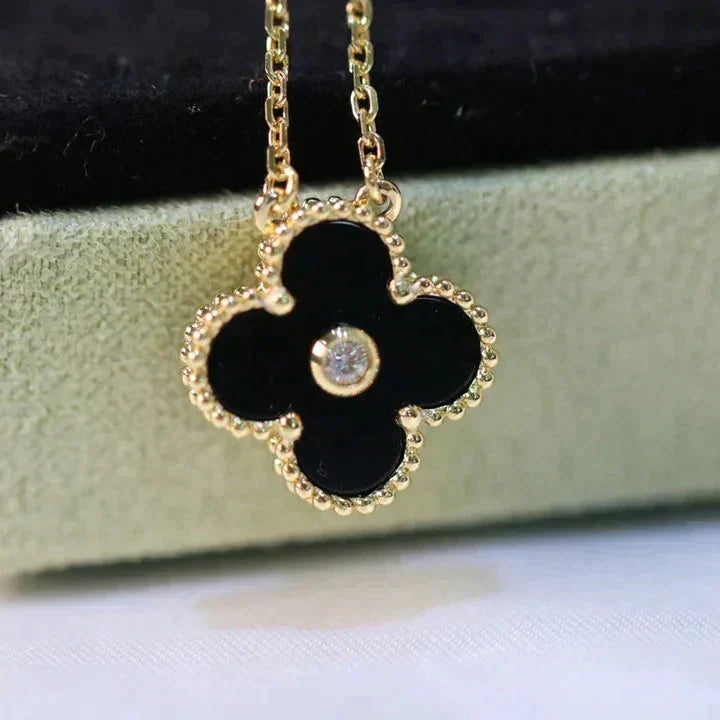 [AuraEcho]CLOVER 15MM DIAMOND ONYX NECKLACE