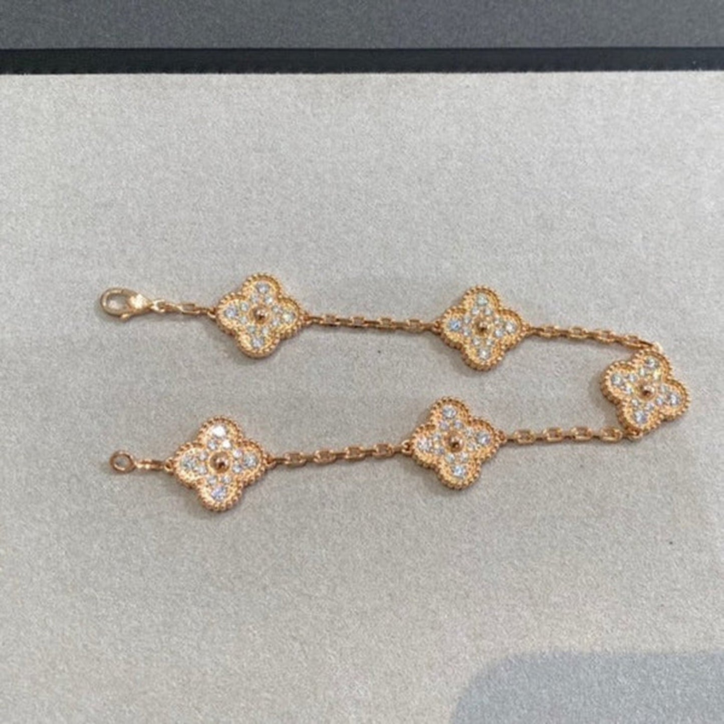 [AuraEcho]CLOVER 5 MOTIFS  FULL DIAMOND BRACELET